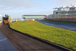 Repavimentado de Silverstone