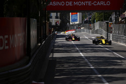 Carlos Sainz Jr., Renault Sport F1 Team R.S. 18., voor Daniel Ricciardo, Red Bull Racing RB14