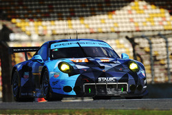 #77 Dempsey-Proton Racing Porsche 911 RSR: Christian Ried, Matteo Cairoli, Marvin Dienst