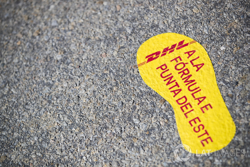 Huella de DHL