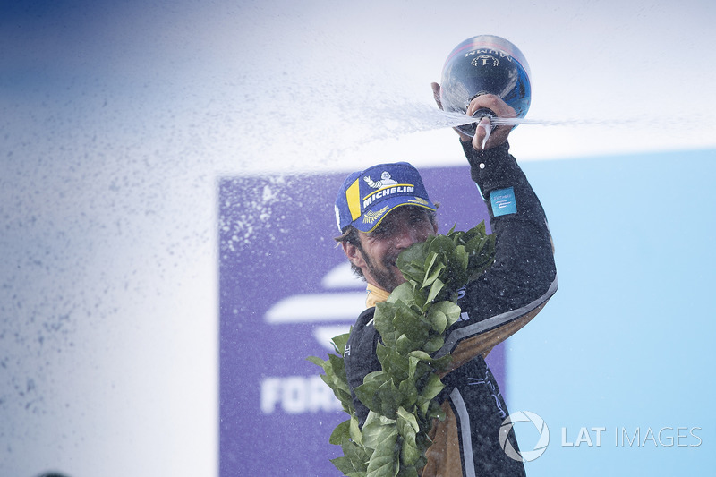 Jean-Eric Vergne, Techeetah, avec le champagne sur le podium