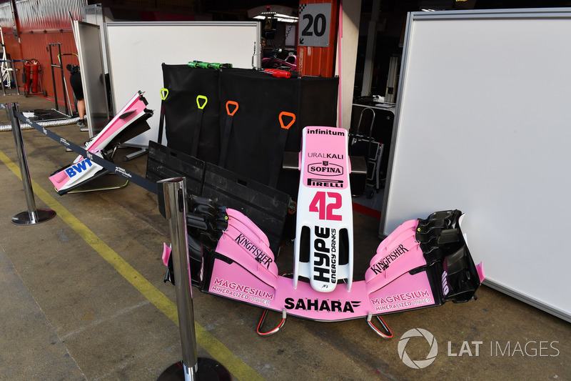 Force India VJM11 nose and front wings