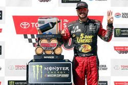 Martin Truex Jr., Furniture Row Racing, Toyota Camry 5-hour ENERGY/Bass Pro Shops celebrates in victory lane