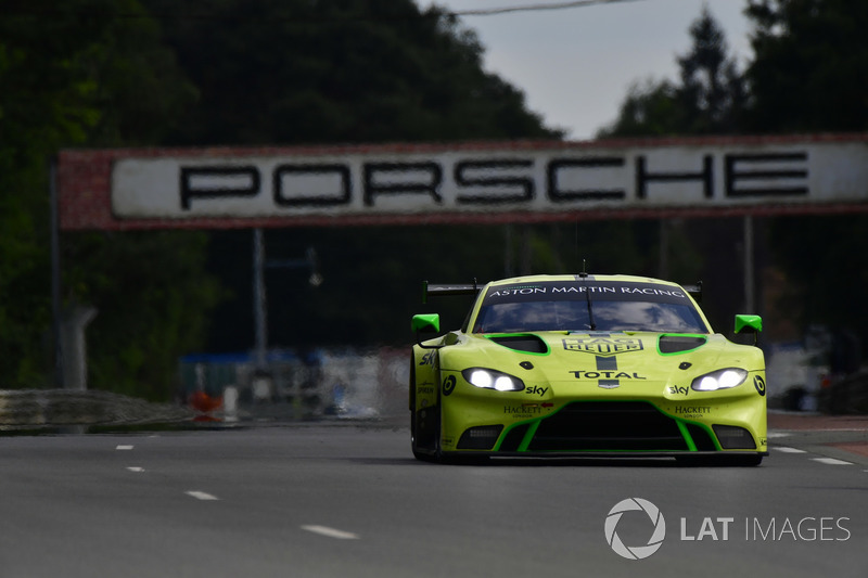 #97 Aston Martin Racing Aston Martin Vantage AMR: Alex Lynn, Maxime Martin, Jonathan Adams