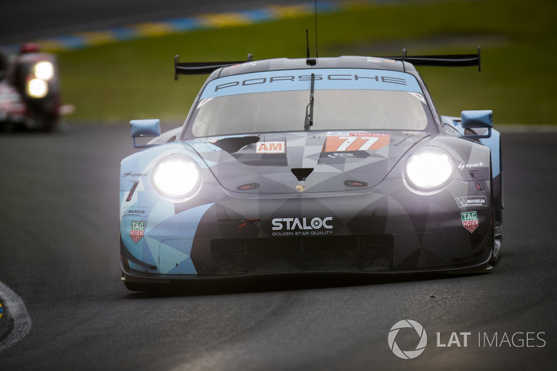 #77 Proton Competition Porsche 911 RSR: Christian Ried, Julien Andlauer, Matt Campbell