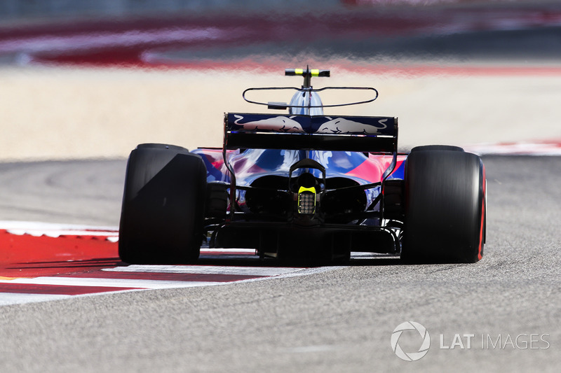 2017 год. За рулем болида Toro Rosso STR12 на пятничной тренировке