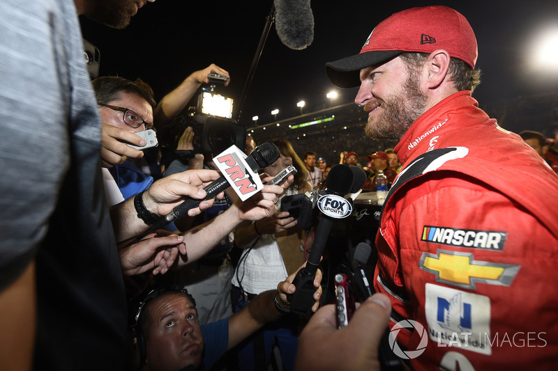 Dale Earnhardt Jr., Hendrick Motorsports Chevrolet has a party with his crew members