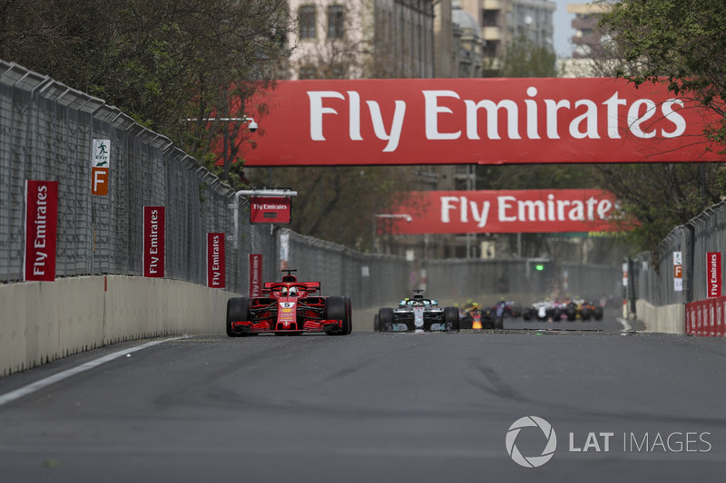 Sebastian Vettel, Ferrari SF71H al comando al primo giro