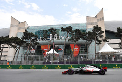 Romain Grosjean, Haas F1 Team VF-18
