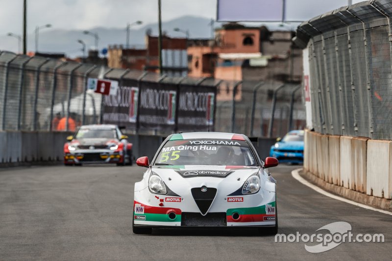 Ma Qing Hua, Team Mulsanne Alfa Romeo Giulietta TCR