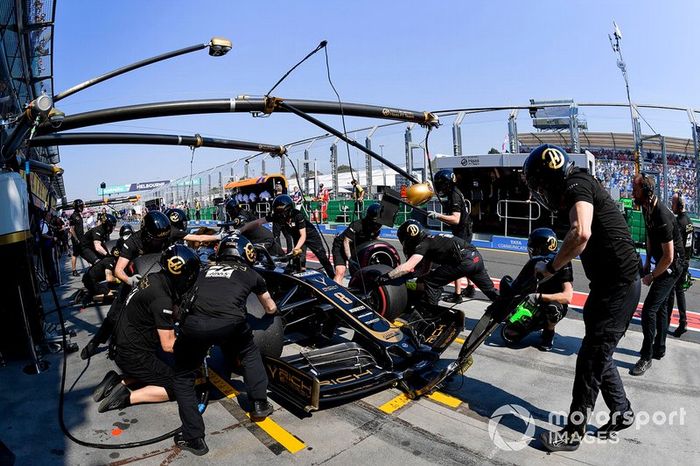 Romain Grosjean, Haas F1 Team VF-19