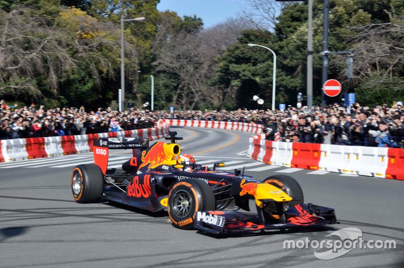 Red Bull Tokyo Gösteri Sürüşü