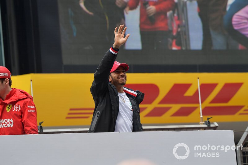 Lewis Hamilton, Mercedes AMG F1, waves to fans