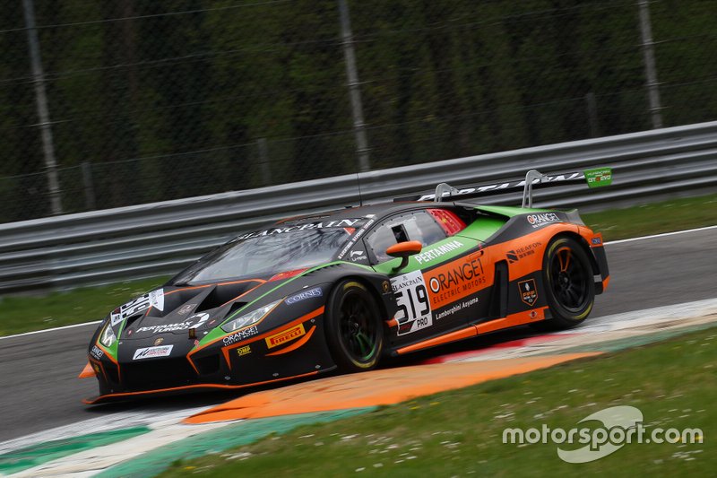 #519 Orange 1 FFF Racing Team Lamborghini Huracan GT3 EVO: Douglas Keen Philip, Giovanni Venturini, Franck Perera