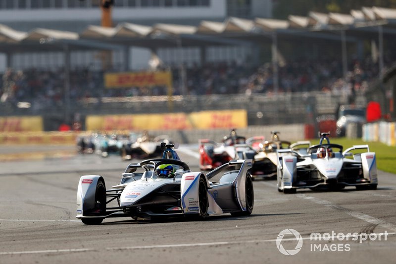 Felipe Massa, Venturi Formula E, Venturi VFE05 leads Edoardo Mortara Venturi Formula E, Venturi VFE05