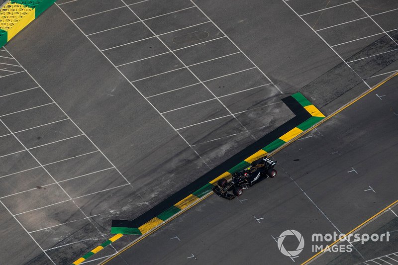 Кевін Магнуссен, Haas F1 Team VF-19