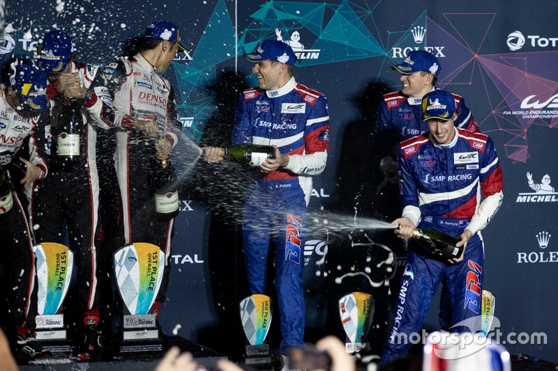 Podio: #11 SMP Racing BR Engineering BR1: Mikhail Aleshin, Vitaly Petrov, Brandon Hartley