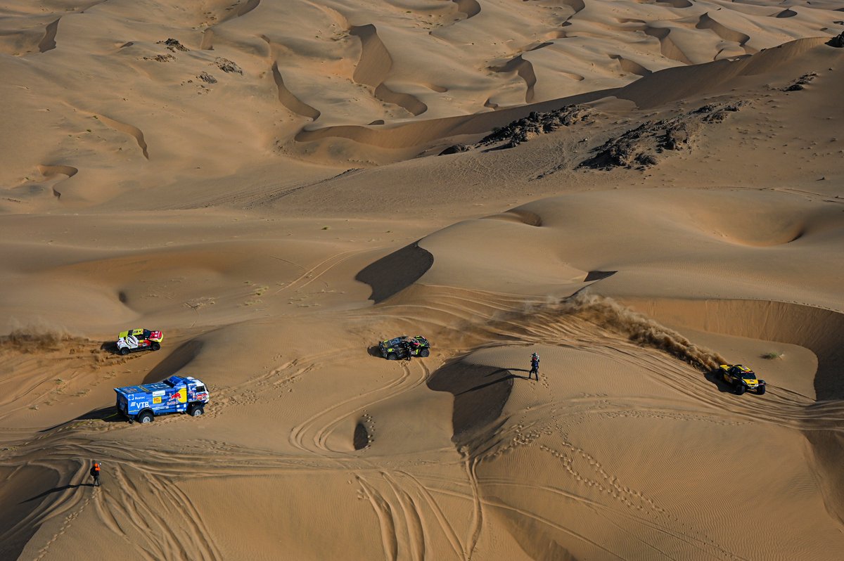 #343 Baic Orv: Yangui Liu, Hongyu Pan, #501 Kamaz - Master: Anton Shibalov, Dmitrii Nikitin, Ivan Tatarinov