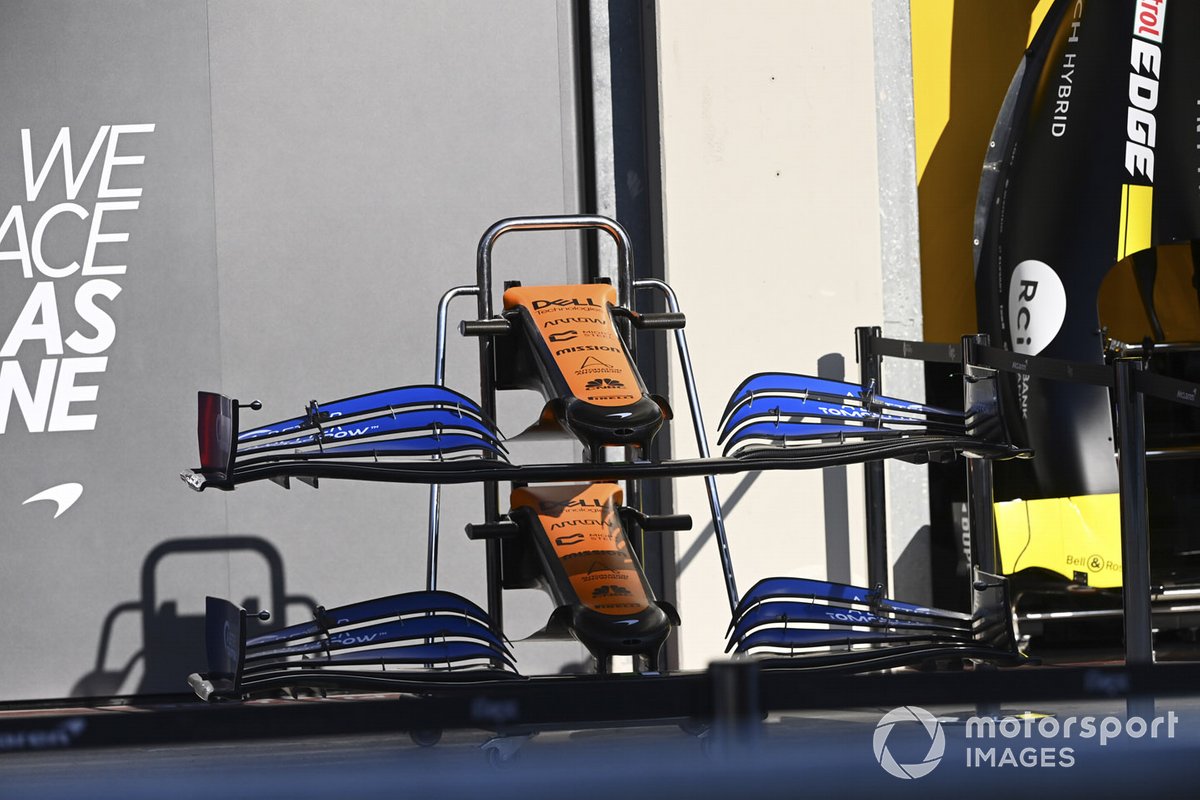 El alerón delantero del McLaren MCL35