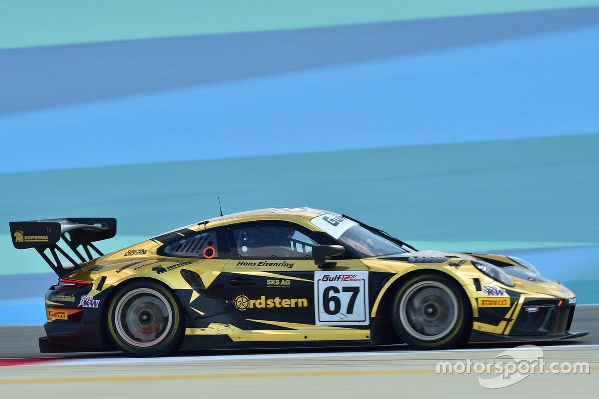 #67 Dinamic Motorsport, Porsche 911 GT3R: Roberto Pampinini, Mauro Calamia, Stefano Monaco