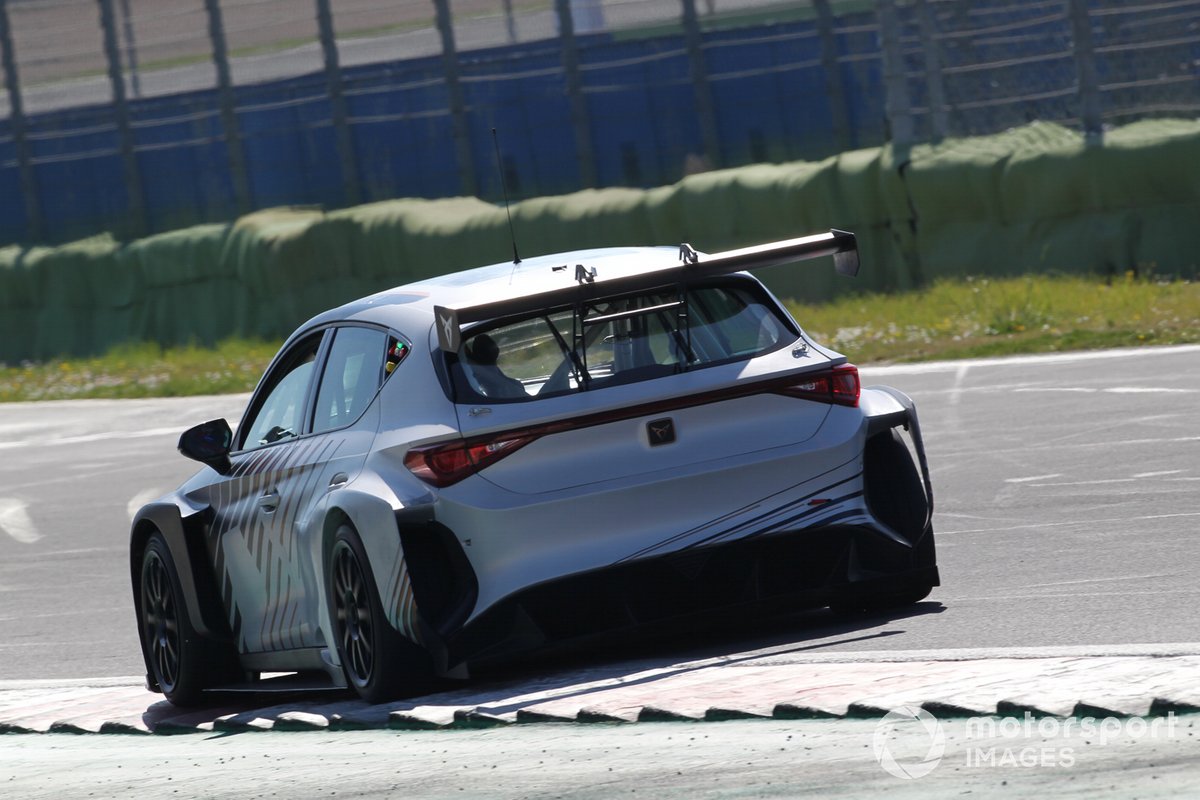 Mikel Azcona, Jordi Gené, Cupra Racing, Cupra eRacer