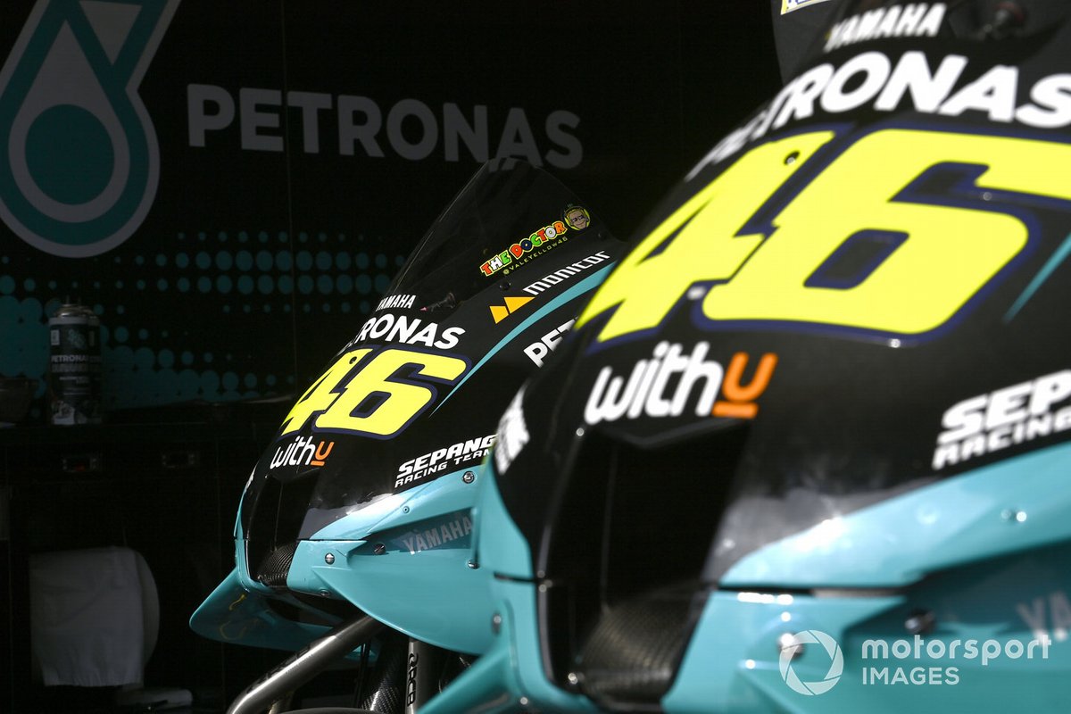 Moto de Valentino Rossi, Petronas Yamaha SRT