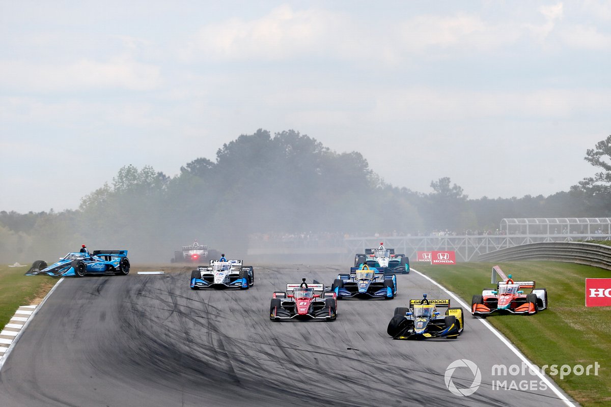 Accidente de Colton Herta, Andretti Autosport Honda, Rinus VeeKay, Ed Carpenter Racing Chevrolet, James Hinchcliffe, Andretti Steinbrenner Autosport Honda