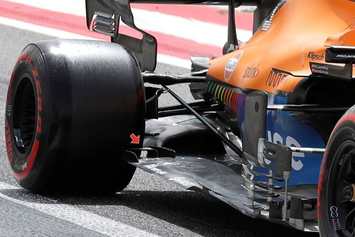 Detalle del suelo del McLaren MCL35M
