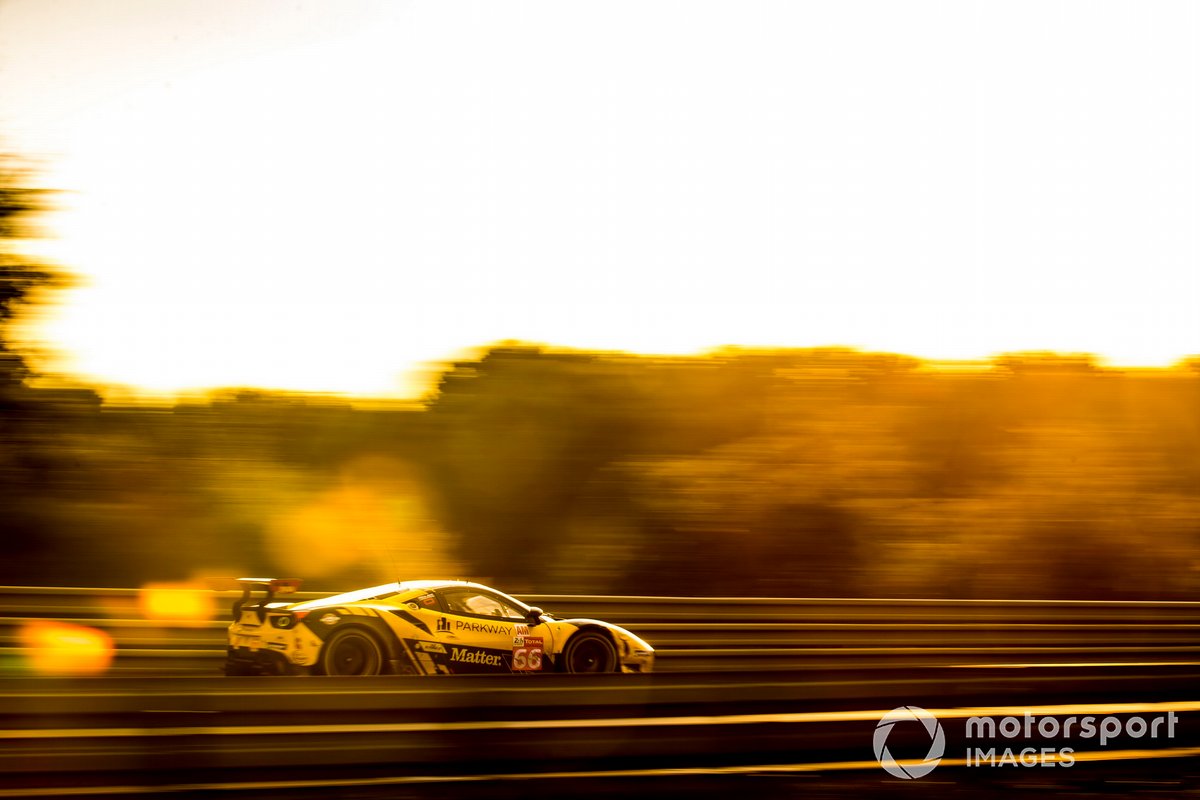 #66 JMW Motorsport Ferrari 488 GTE Evo: Richard Heistand, Maxwell Root, Jan Magnussen