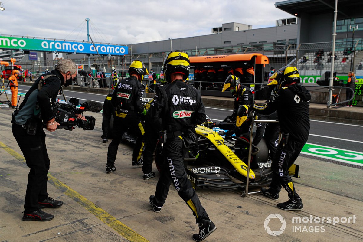 Esteban Ocon, Renault F1 Team R.S.20, si ritira dalla gara