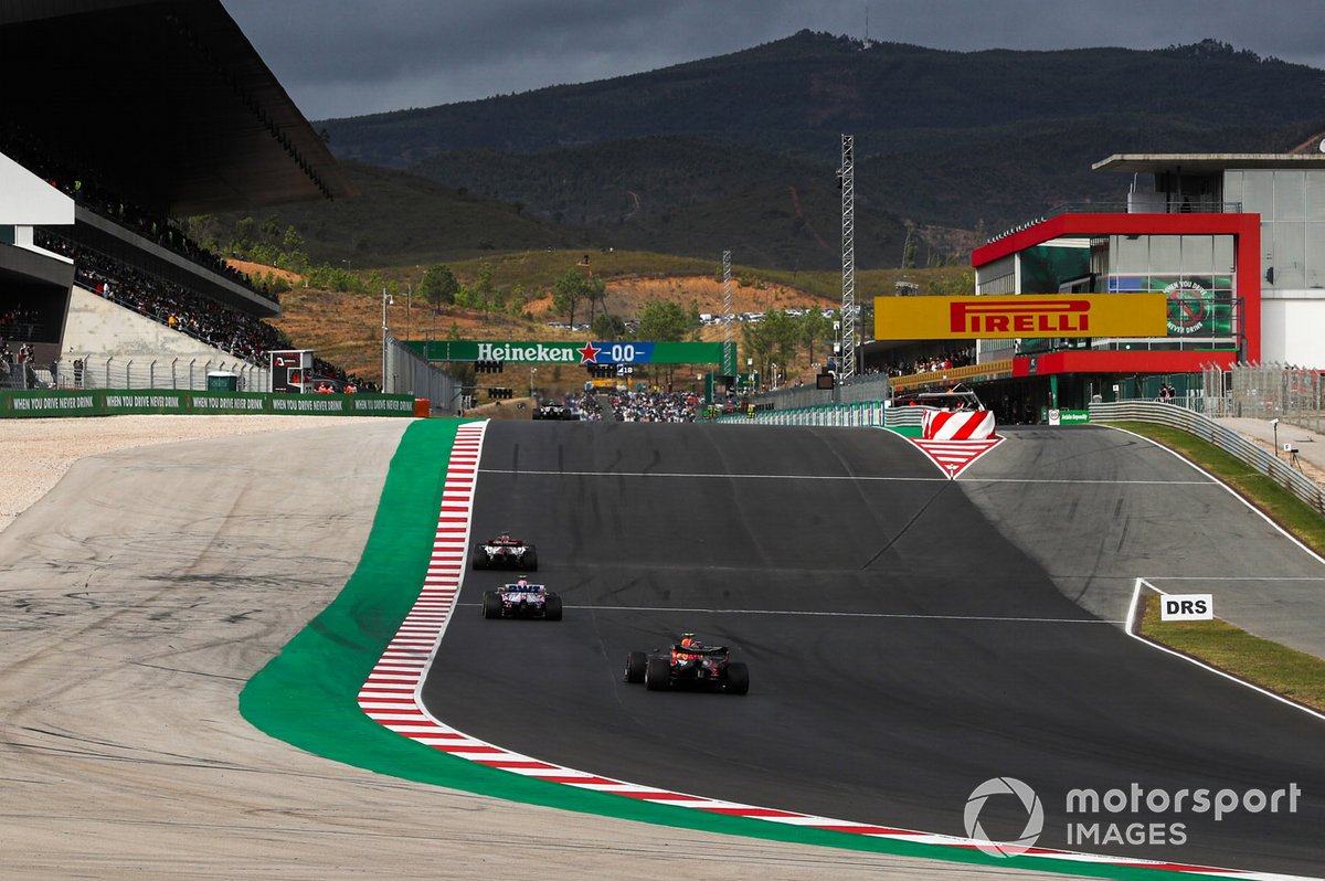 Kimi Raikkonen, Alfa Romeo Racing C39, Sergio Perez, Racing Point RP20, Alex Albon, Red Bull Racing RB16