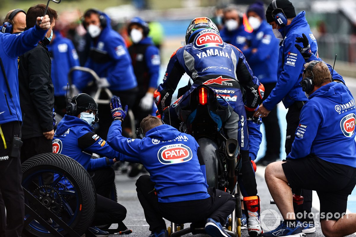 Michael van Der Mark, Pata Yamaha wheel change