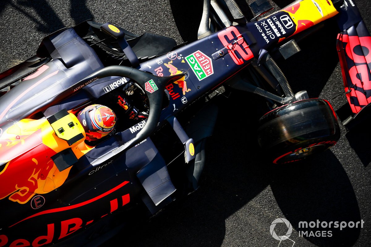 Alex Albon, Red Bull Racing RB16, leaves the garage