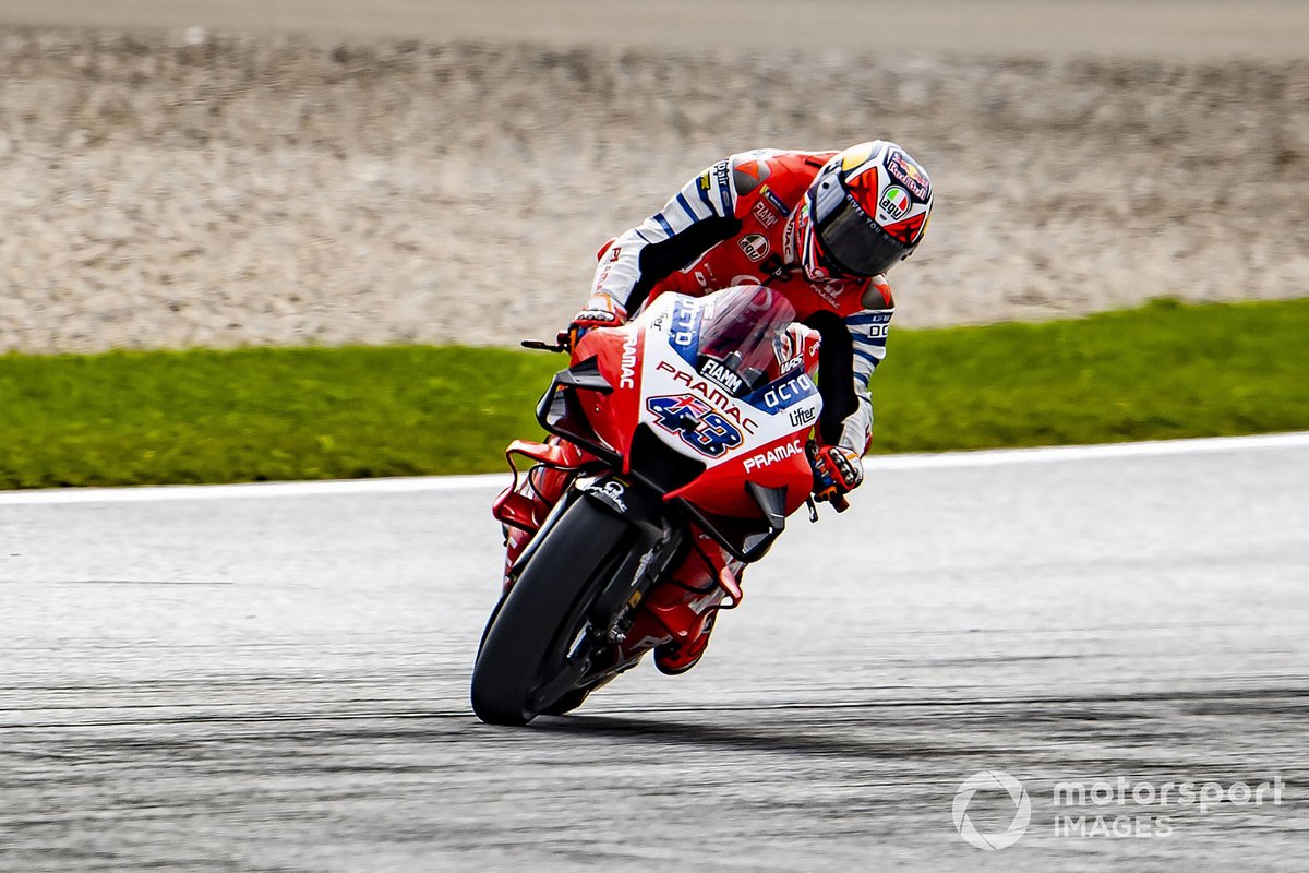 Jack Miller, Pramac Racing, frenando para la curva 3