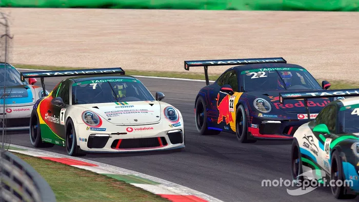 Jeff Giassi na Porsche TAG Heuer Esports Supercup