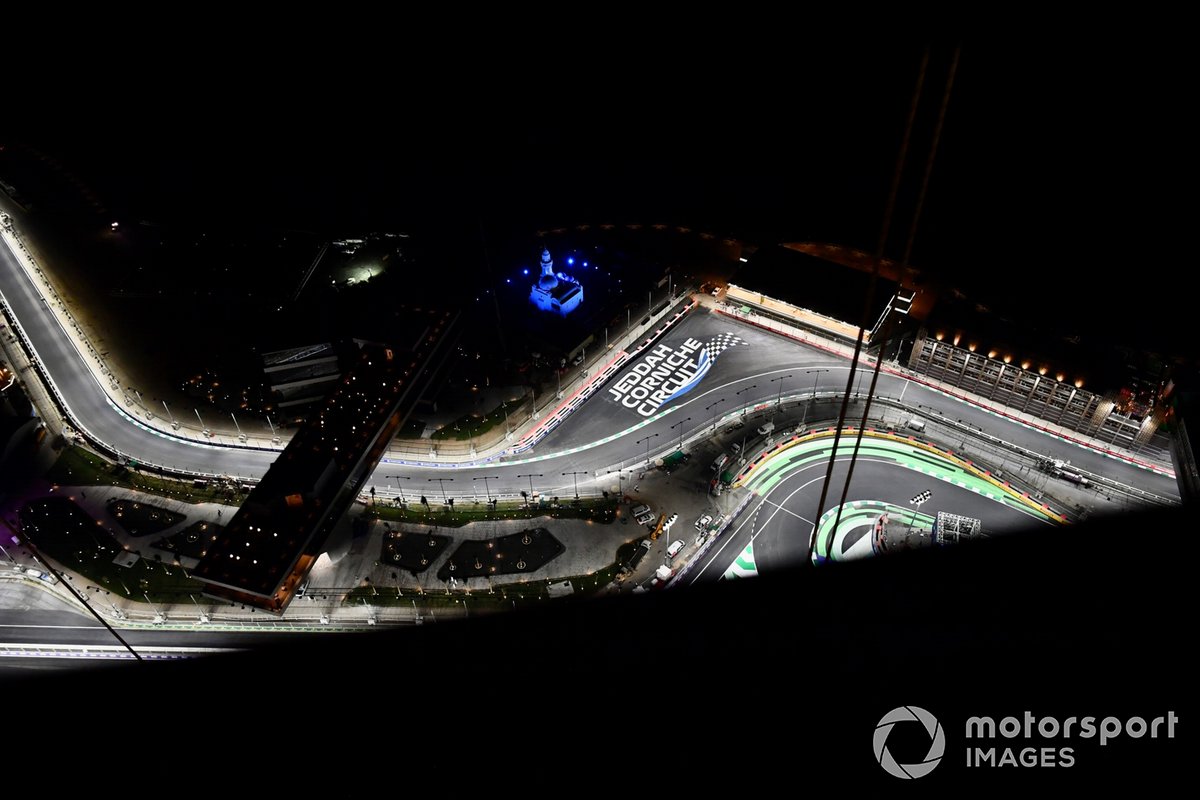 Vista aérea del circuito de Yeda por la noche