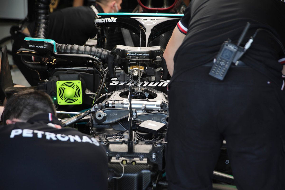 Vue détaillée de la Mercedes W12