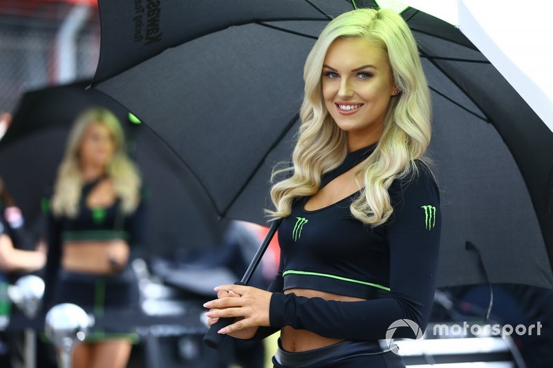 Grid girl