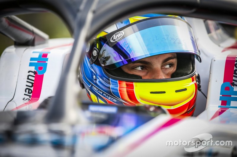 Oscar Piastri, R-ACE GP