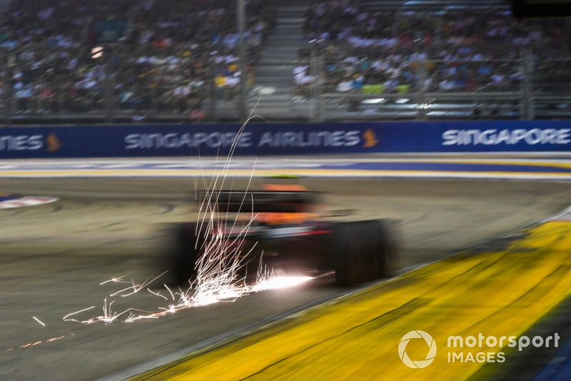 Alexander Albon, Red Bull Racing RB15