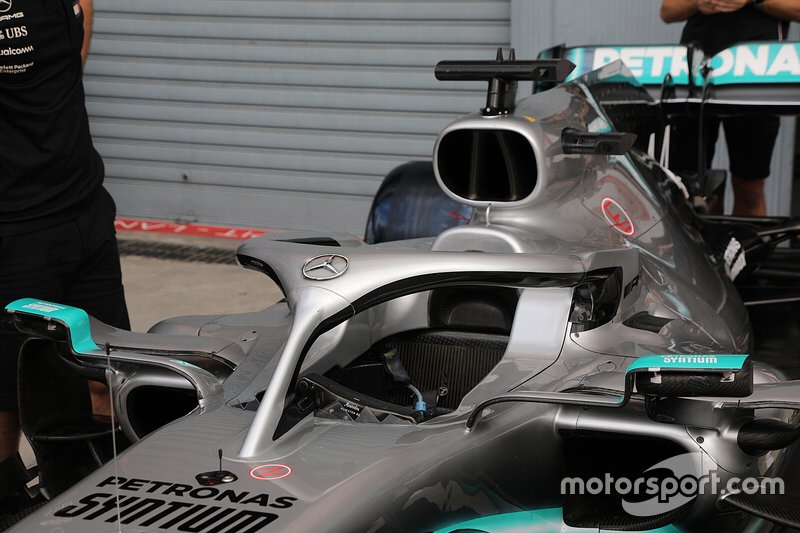 Cockpit da Mercedes
