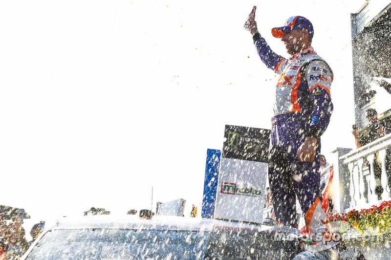 Ganador Denny Hamlin, Joe Gibbs Racing
