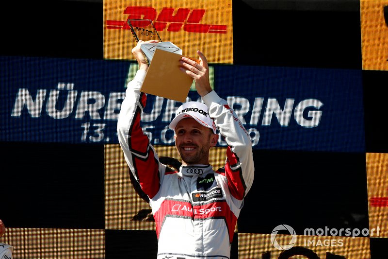 Podio: Il vincitore della gara René Rast, Audi Sport Team Rosberg