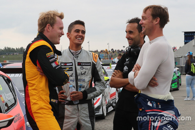 Stian Paulsen, Stian Paulsen Racing Cupra TCR, Mikel Azcona, PCR Sport Cupra TCR, Peter Terting, Autodis Racing by Piro Sports Hyundai i30 N TCR