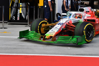 Robert Kubica, Williams FW41 with aero paint over the whole car