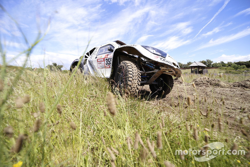 Prueba SsangYong Tivoli DKR