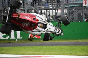 Marcus Ericsson, Sauber C37 crash