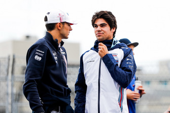 Esteban Ocon, Racing Point Force India, et Lance Stroll, Williams Racing