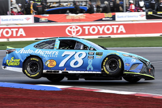 Martin Truex Jr., Furniture Row Racing, Toyota Camry Auto-Owners Insurance