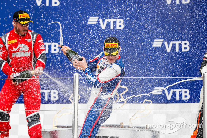 Podium : le vainqueur David Beckmann, Trident, le deuxième, Joey Mawson, Arden International, third place Richard Verschoor, MP Motorsport 